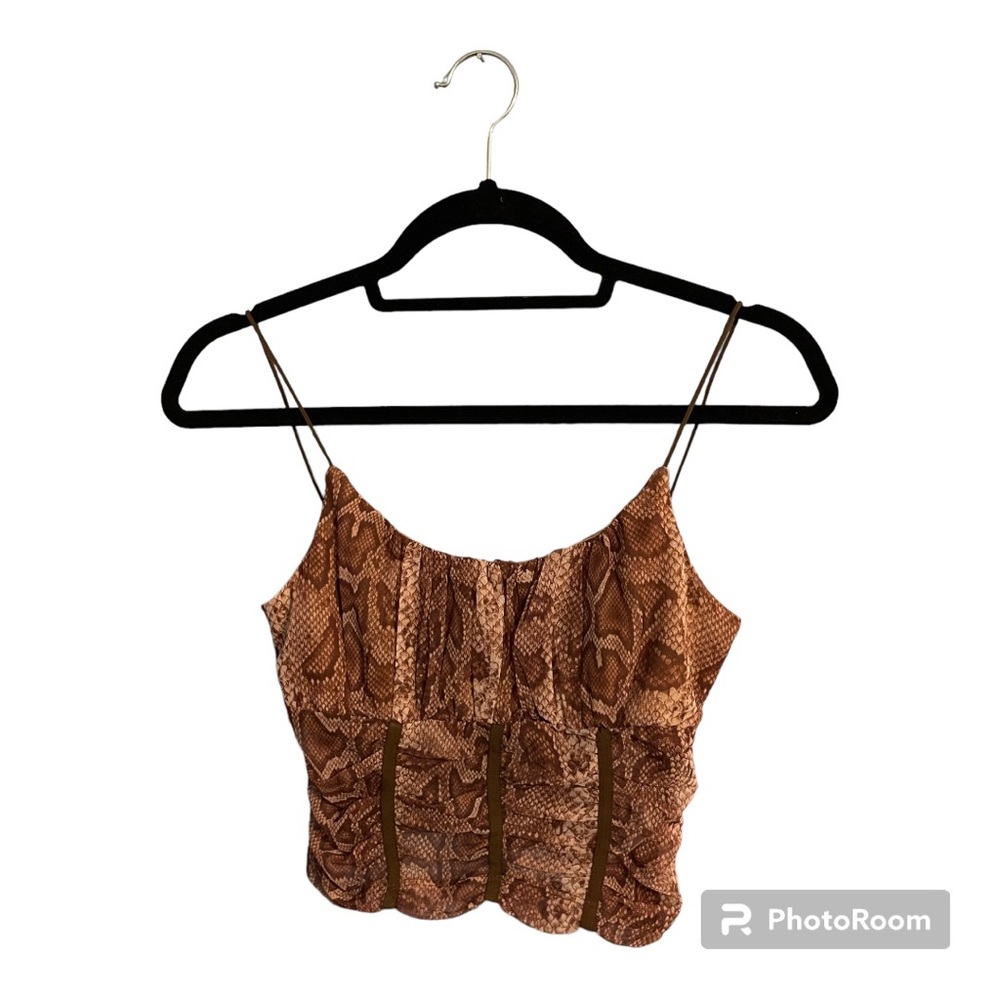 Princess Polly Top!